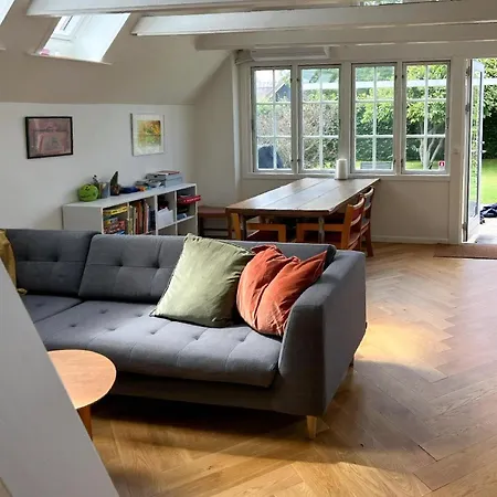 Historic House With Exposed Beams Near Hornbaek Vakantiehuis *