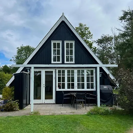 度假居 Historic House With Exposed Beams Near Hornbaek *